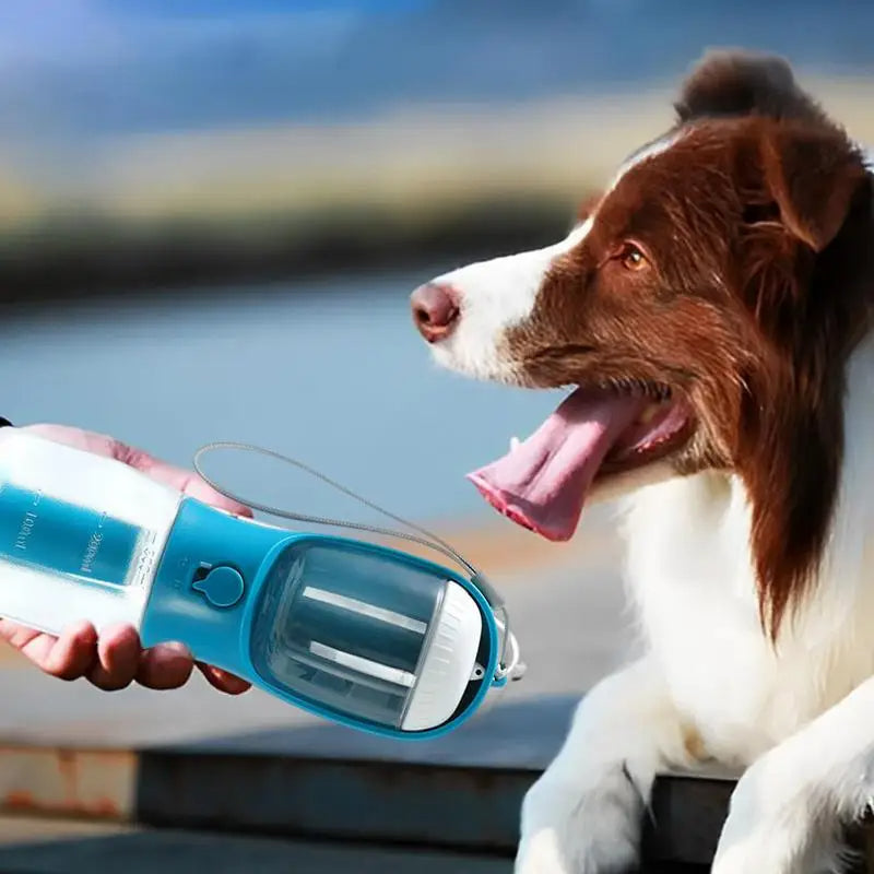 Botella portátil para perros 3 en 1 con dispensador de agua y comida